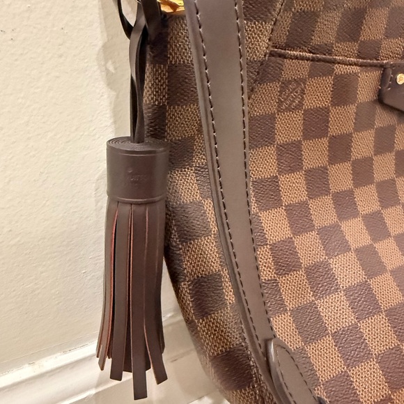 Louis Vuitton
Damier Ebene South Bank Besace Crossbody/Shoulder Bag - Picture 7 of 16